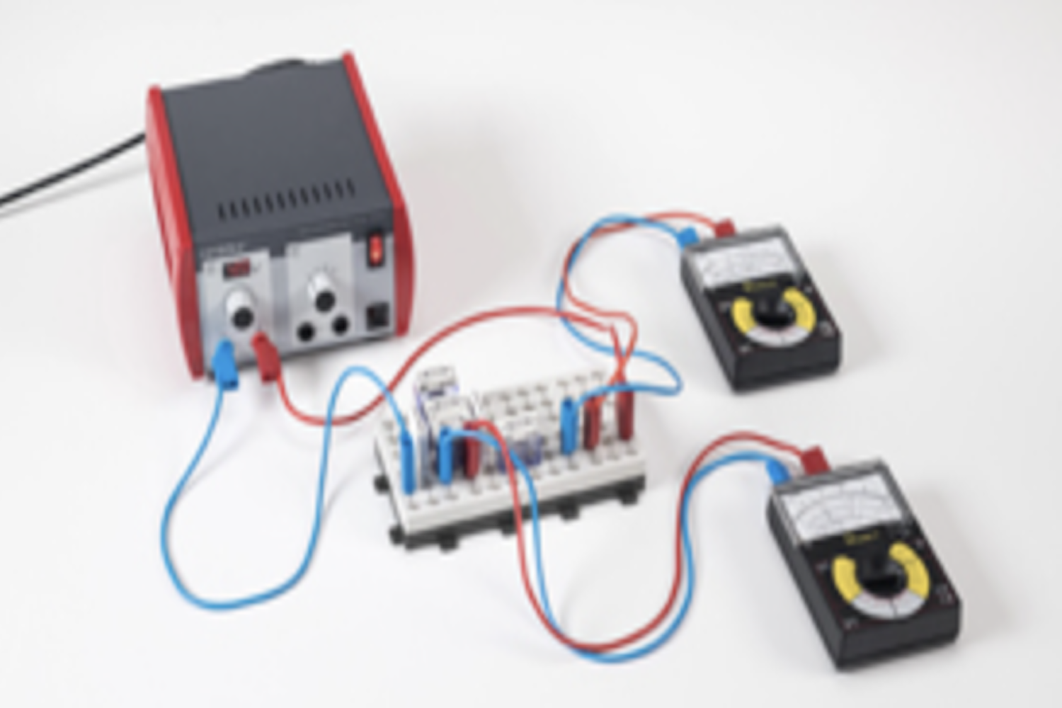 The ammeter as an ohmic resistor in a circuit